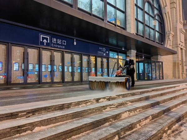 抚远县公路运输治理事业单位最新向导概览，向导团队及职责剖析
