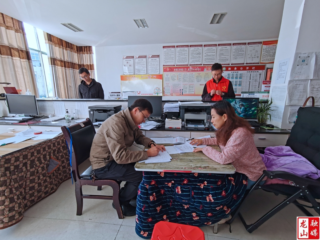 南台堡村委会最新动态报道